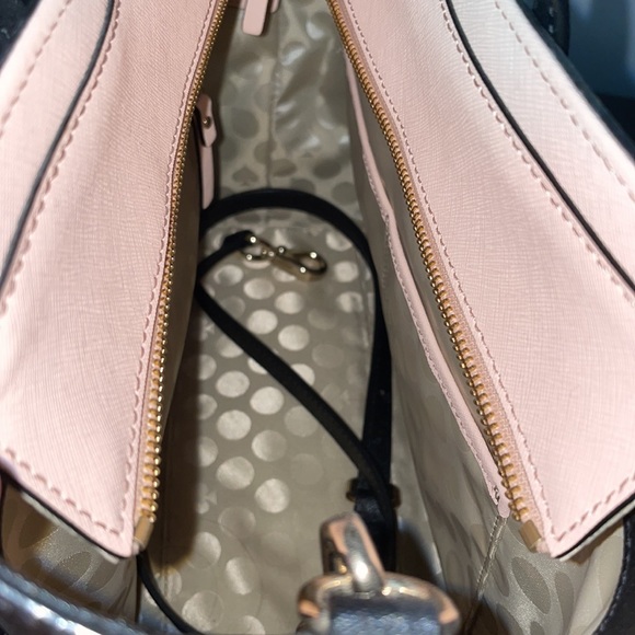 Kate Spade Purse— barely used. - Picture 3 of 4